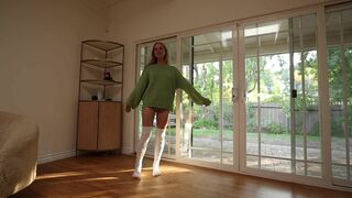 Caroline Zalog Plays with Herself while Trying on Socks in Leaked Video