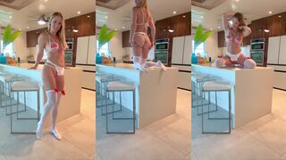 Vicky Stark's Kitchen Booty Tease is the Ultimate Ass Lovers OnlyFans Video