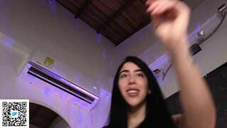 Gummies15 Nude Nipple Tease Goes Wild in Live Stream Video