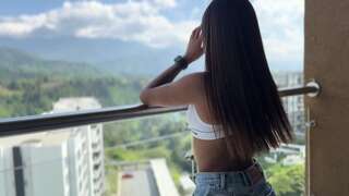 PovMan Films I fuck my neighbor in her living room, she loves my massive dick