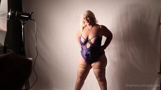 Gigi Satin OnlyFans Video Curvy Goddess in Blue Lingerie Teasing in Heels