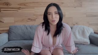 Jelena Jensen Teases Her Huge Ass in Leaked Onlyfans Video