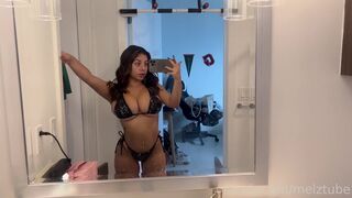 Melztube Teases In Naughty Leaked Pics Video