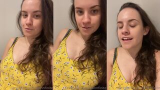 QuinnFinite Teases Her Nude Body in Steamy OnlyFans Video