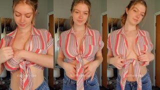 Exclusive Carmen Rae Tease her Huge Titties in Leaked OnlyFans Video