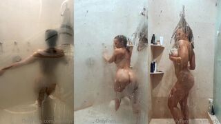 MandyCfit Teases Her Tight Body in Exclusive Nude Fansly Video